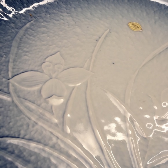 Arita Decorative Blue Iris Plate 12” - Picture 8 of 8